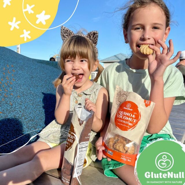 Fueling little adventures with wholesome delights! 🌞🍪 Our Buckwheat Chocolate and Quinoa Cookies are full of healthy fats, fiber, protein, and the nutrients your kids need. Bite into goodness with a twist of chocolatey delight and the power of quinoa. Let the snacking games begin! 😋🌱 #HealthyKidsSnacks
- No additives or preservatives ✔️
- Refined sugar free ✔️
- Only healthy, clean and delicious ingredients 💚

🔎 Find us in Canada 🇨🇦 and USA 🇺🇸@wholefoodscanada @wholefoods @pccmarkets @marketofchoice @pommenatural @choices_markets @goodnessme_naturalfoodmarket @healthyplanet @saveonfoods @safewaycanada and more! 🛒 

📦 Online @amazon and our website glutenull.com link in bio 👆
•
•
•
#healthykidsfood #healthyeating #kidssnacks #plantbaseddiet #plantbasedfood #plantpowered #nutritionist #kidsnutrition #healthycookies #kidsfood #plantbasedprotein #healthyfoodie #healthyfats #yvreats #healthysnacks #healthydessert