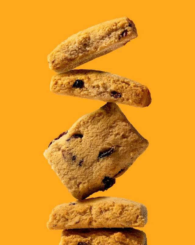 Buttery, melt in your mouth, and packed with wholesome ingredients. Made with rich coconut oil, crunchy walnuts, almonds, organic cranberries, and a hint of vanilla, every bite is perfectly soft, crumbly, and naturally delicious.

🌱 100% Plant-Based🌾 Certified Gluten Free🌍 Non-GMO Verified💪 High in Fiber❌ Yeast-Free

Whether you’re looking for a better for you snack or simply a delicious cookie to enjoy with your afternoon coffee, Coco Moko delivers on both taste and quality.

Made with simple, wholesome ingredients—and nothing unnecessary. 💚
•
•
•
#glutenfree #plantpowered #glutenfreevegan #healthysnacks #glutenfreecookies