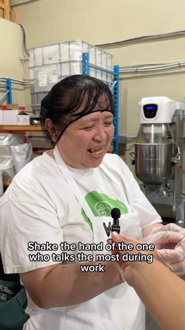 Shake the hand of the person who knows EVERYTHING. 👀

Just ask our Head Baker Hadi. 😂🥖
@eatdrinkbuybc 
•
•
•
#buybc #glutenfreebakery #madeincanada #yvrfood