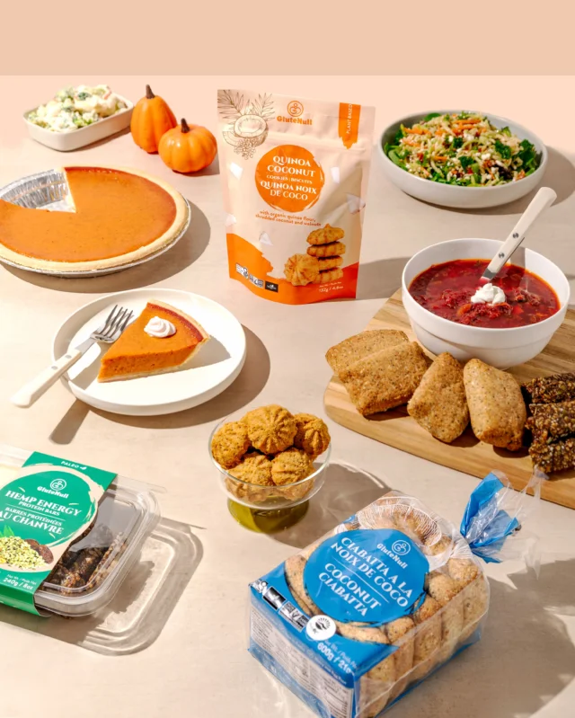 It’s officially cozy season. 🍂 Whether you’re celebrating Thanksgiving or curling up on the couch Glutenull has you covered with delicious, better-for-you snacks made with ingredients you’ll feel good about. 😋

✔️ Made with clean better-for-you ingredients 
✔️ Gluten free certified
✔️ Plant based
✔️ No additives or preservatives 
✔️ No refined sugar
•
•
•
#madeincanada #healthyfood #glutenfree #celiacsafe #plantbased